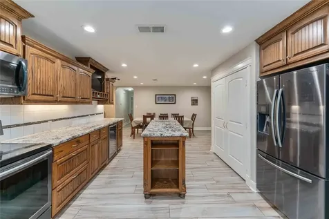 6814 Avenue O Santa Fe TX 77510
