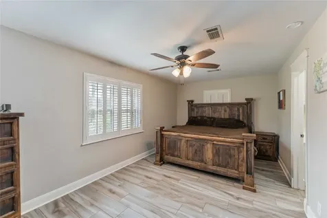 6814 Avenue O Santa Fe TX 77510