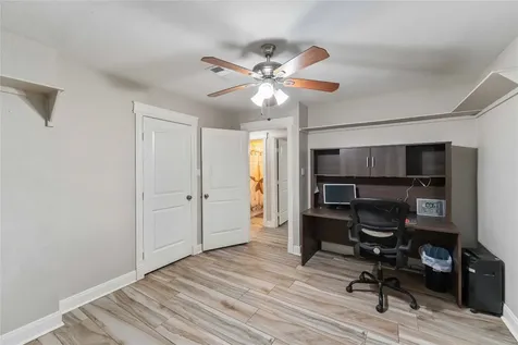 6814 Avenue O Santa Fe TX 77510