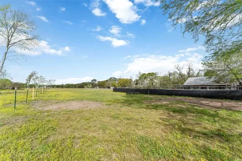 6814 Avenue O Santa Fe TX 77510