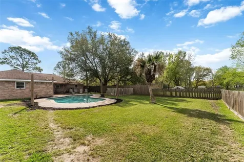 6814 Avenue O Santa Fe TX 77510