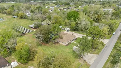 6814 Avenue O Santa Fe TX 77510