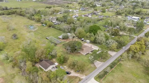 6814 Avenue O Santa Fe TX 77510