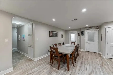 6814 Avenue O Santa Fe TX 77510