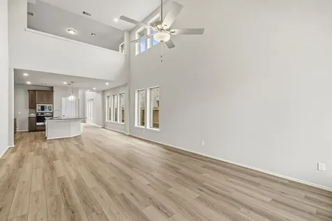 231 Bright Valley Way Richmond TX 77406