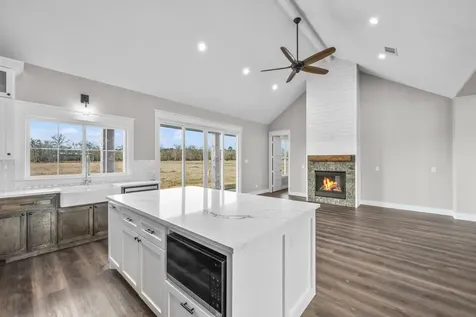 93 Long Horn Loop New Waverly TX 77358