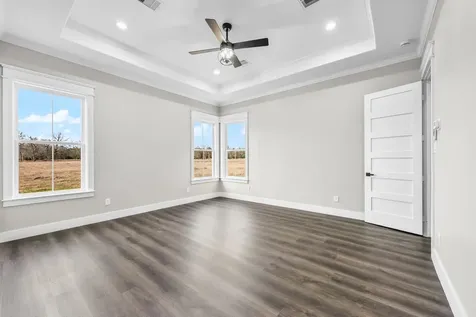 93 Long Horn Loop New Waverly TX 77358