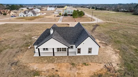 93 Long Horn Loop New Waverly TX 77358