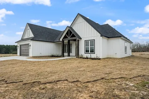 93 Long Horn Loop New Waverly TX 77358