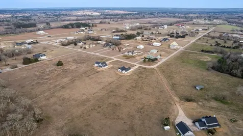 93 Long Horn Loop New Waverly TX 77358