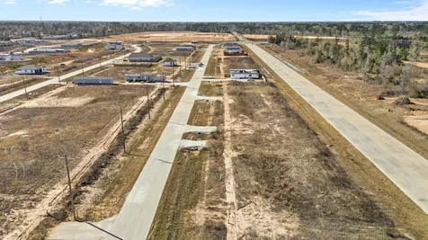 313 Road 5914-10 Cleveland TX 77327