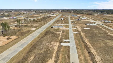 313 Road 5914-10 Cleveland TX 77327