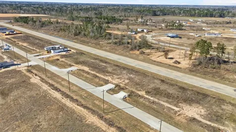 313 Road 5914-10 Cleveland TX 77327