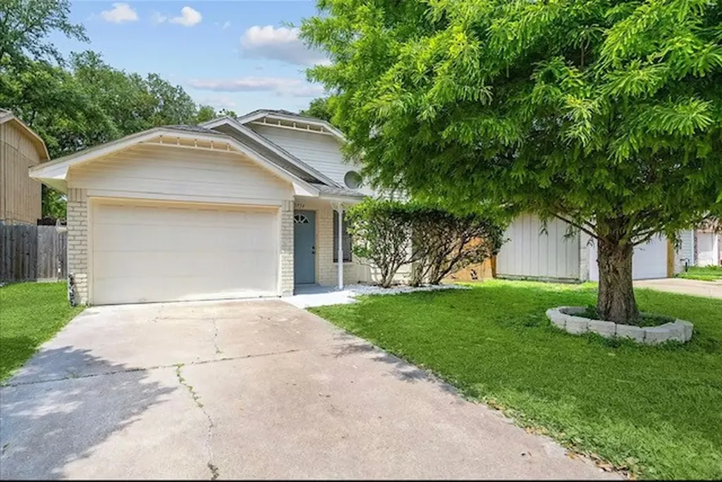 3734 Varla Lane Houston TX 77014