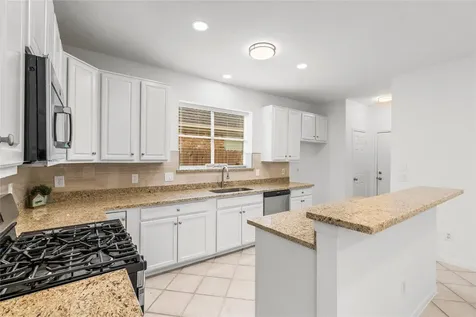 78 N Lace Arbor Drive The Woodlands TX 77382