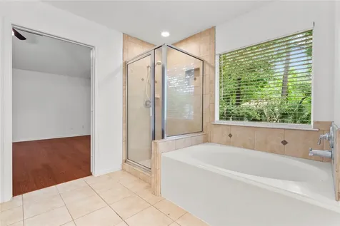 78 N Lace Arbor Drive The Woodlands TX 77382