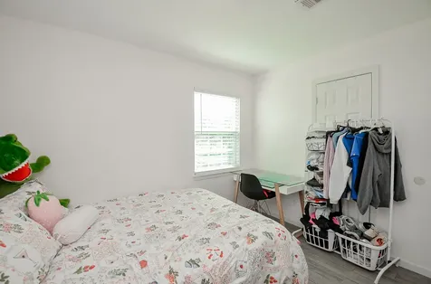 201 Inwood Lane Highlands TX 77562