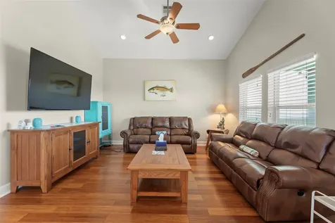 742 Bay Drive Palacios TX 77465