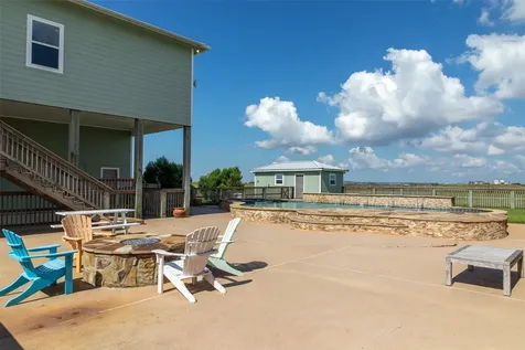 742 Bay Drive Palacios TX 77465