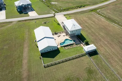 742 Bay Drive Palacios TX 77465