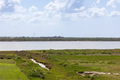 742 Bay Drive Palacios TX 77465