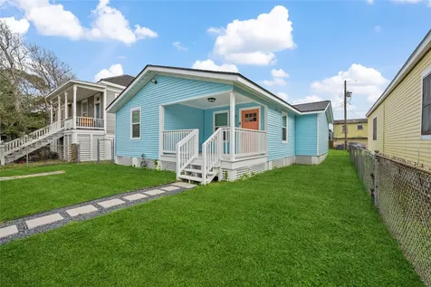 2811 Avenue O 1/2 Galveston TX 77550