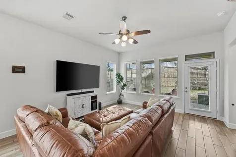 371 Mallorn Lane Montgomery TX 77316