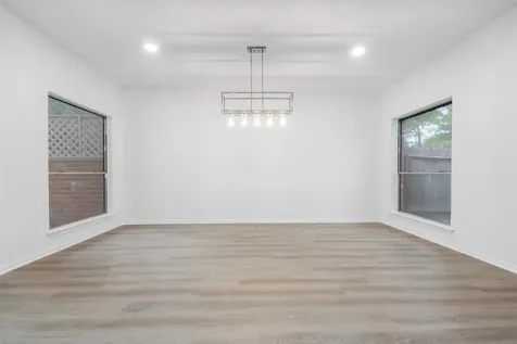 12903 Avenida Vaquero Street Houston TX 77077