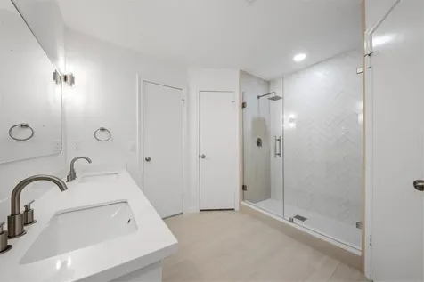 12903 Avenida Vaquero Street Houston TX 77077