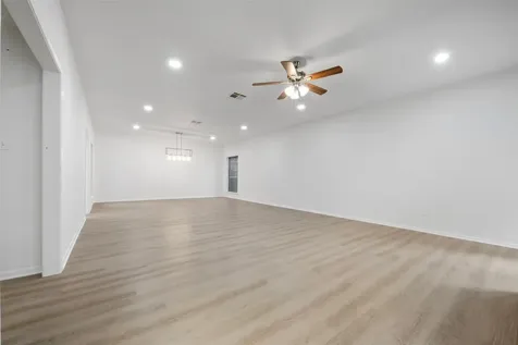 12903 Avenida Vaquero Street Houston TX 77077