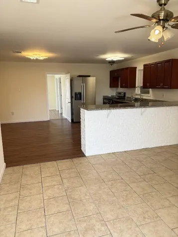 7220 Avenue R Galveston TX 77551