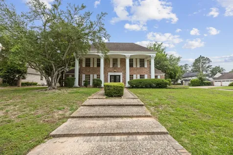 1919 Saddlecreek Drive Houston TX 77090