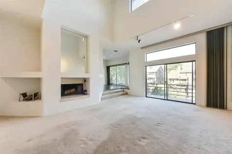 18201 Sandy Cove Houston TX 77058