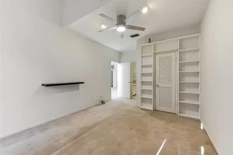 18201 Sandy Cove Houston TX 77058