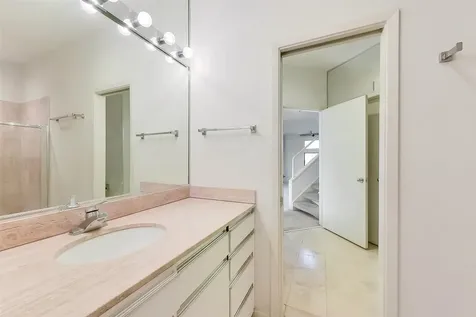 18201 Sandy Cove Houston TX 77058