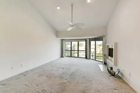 18201 Sandy Cove Houston TX 77058
