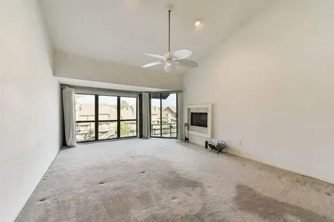 18201 Sandy Cove Houston TX 77058