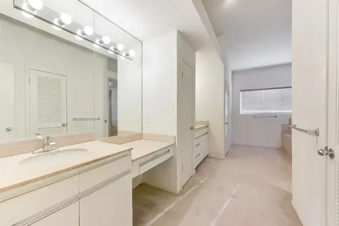 18201 Sandy Cove Houston TX 77058