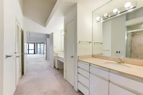 18201 Sandy Cove Houston TX 77058