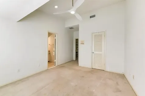 18201 Sandy Cove Houston TX 77058