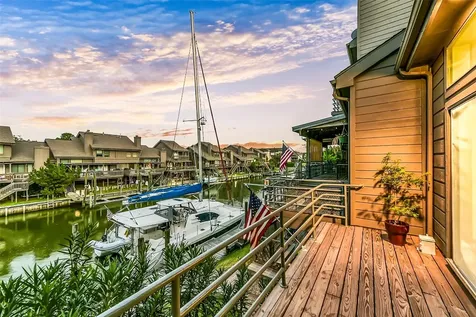 18201 Sandy Cove Houston TX 77058
