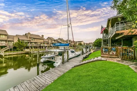 18201 Sandy Cove Houston TX 77058