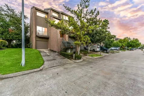 18201 Sandy Cove Houston TX 77058