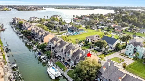 18201 Sandy Cove Houston TX 77058