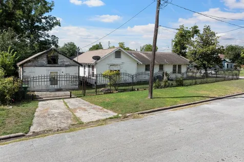 4118 Gano Street Houston TX 77009