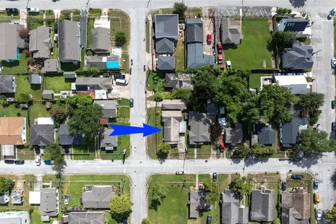 4118 Gano Street Houston TX 77009