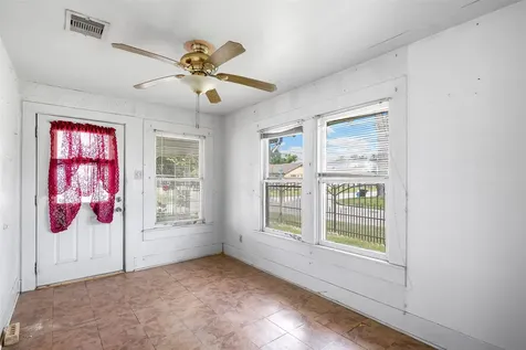 4118 Gano Street Houston TX 77009