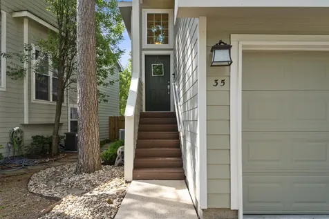 35 N Walden Elms Circle The Woodlands TX 77382