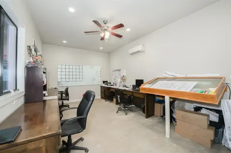 11184 Dan Williams Lane College Station TX 77845