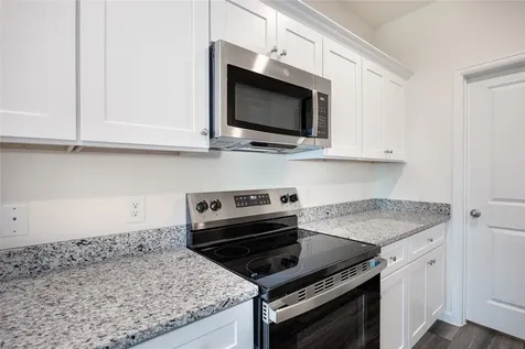 31114 Gayle Prairie Oaks Street Waller TX 77484